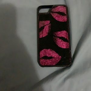 I am selling a iPhone 7 case only been used 3 time